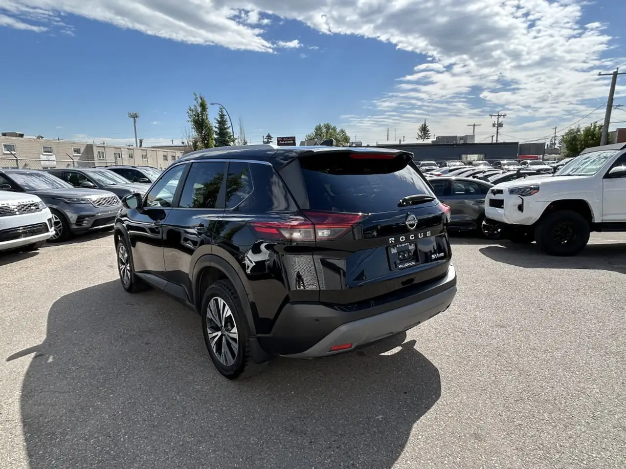 Nissan Rogue снимка Nissan Rogue