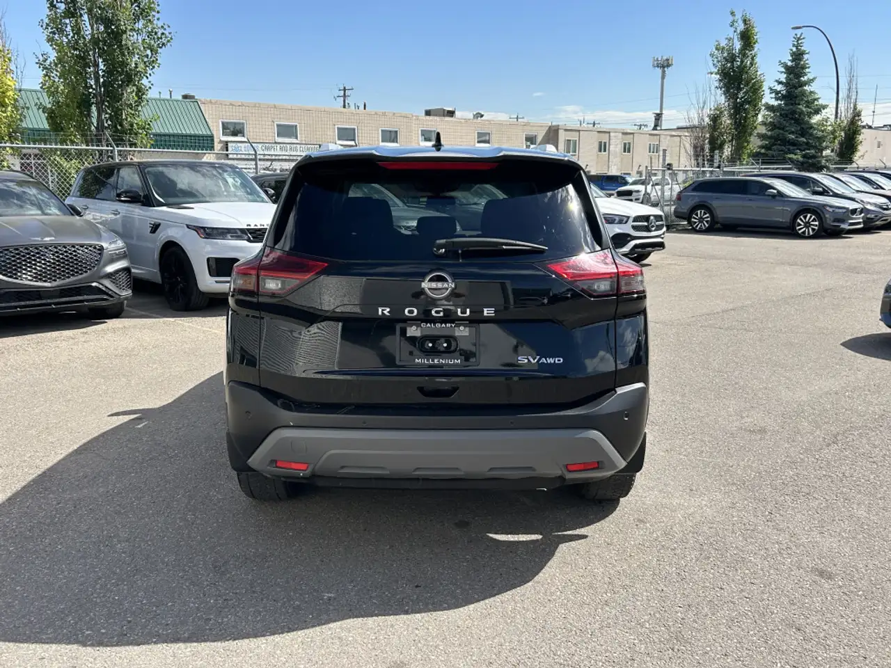 Nissan Rogue снимка Nissan Rogue