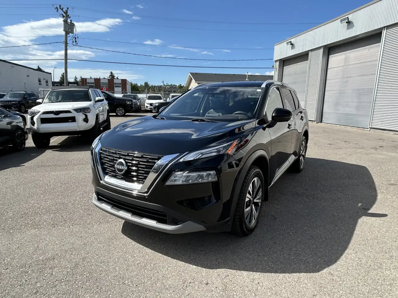 Nissan Rogue снимка Nissan Rogue