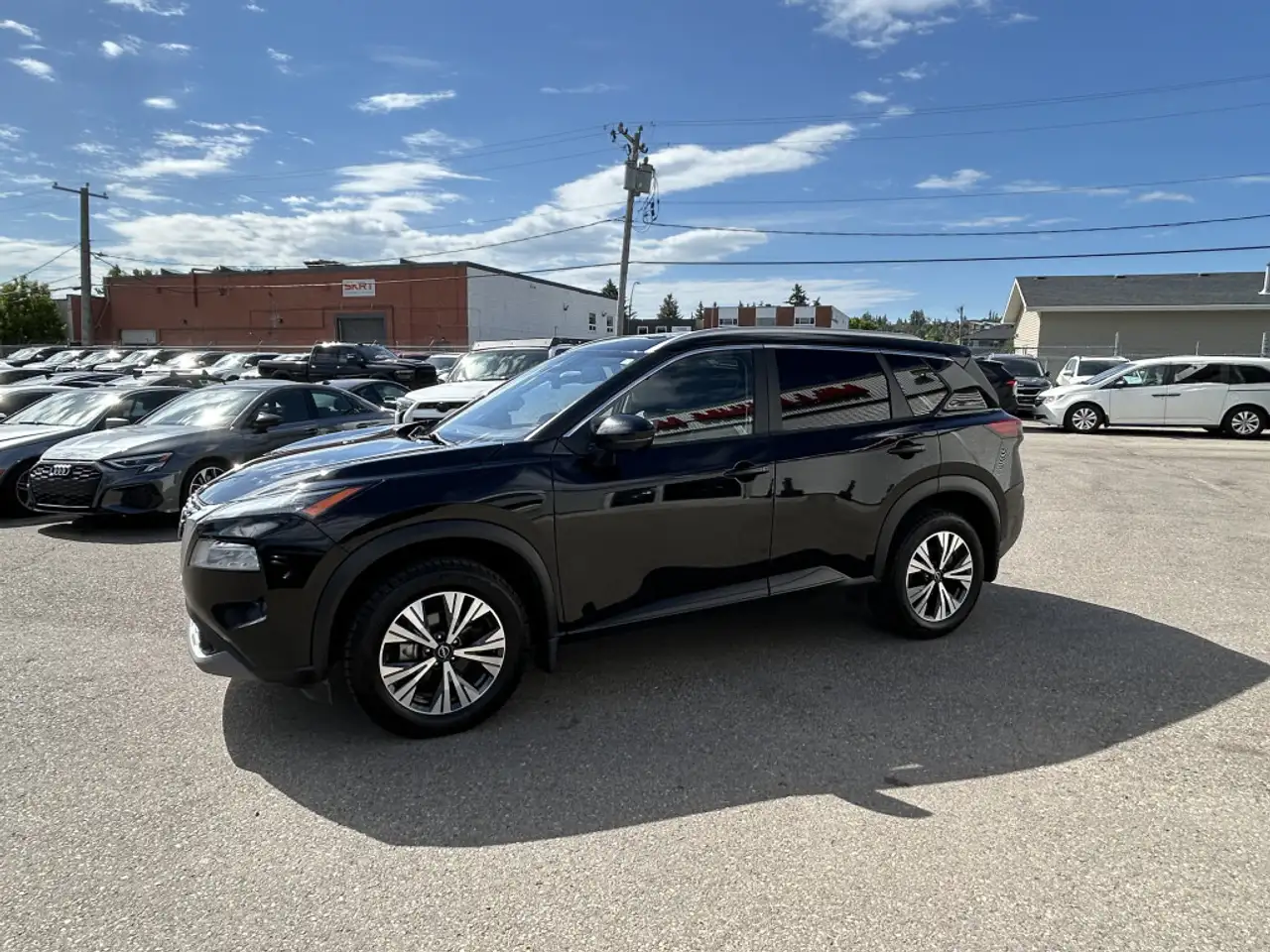Nissan Rogue снимка Nissan Rogue