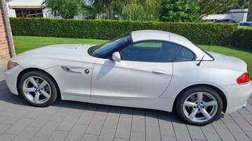 2.0i sDrive20i