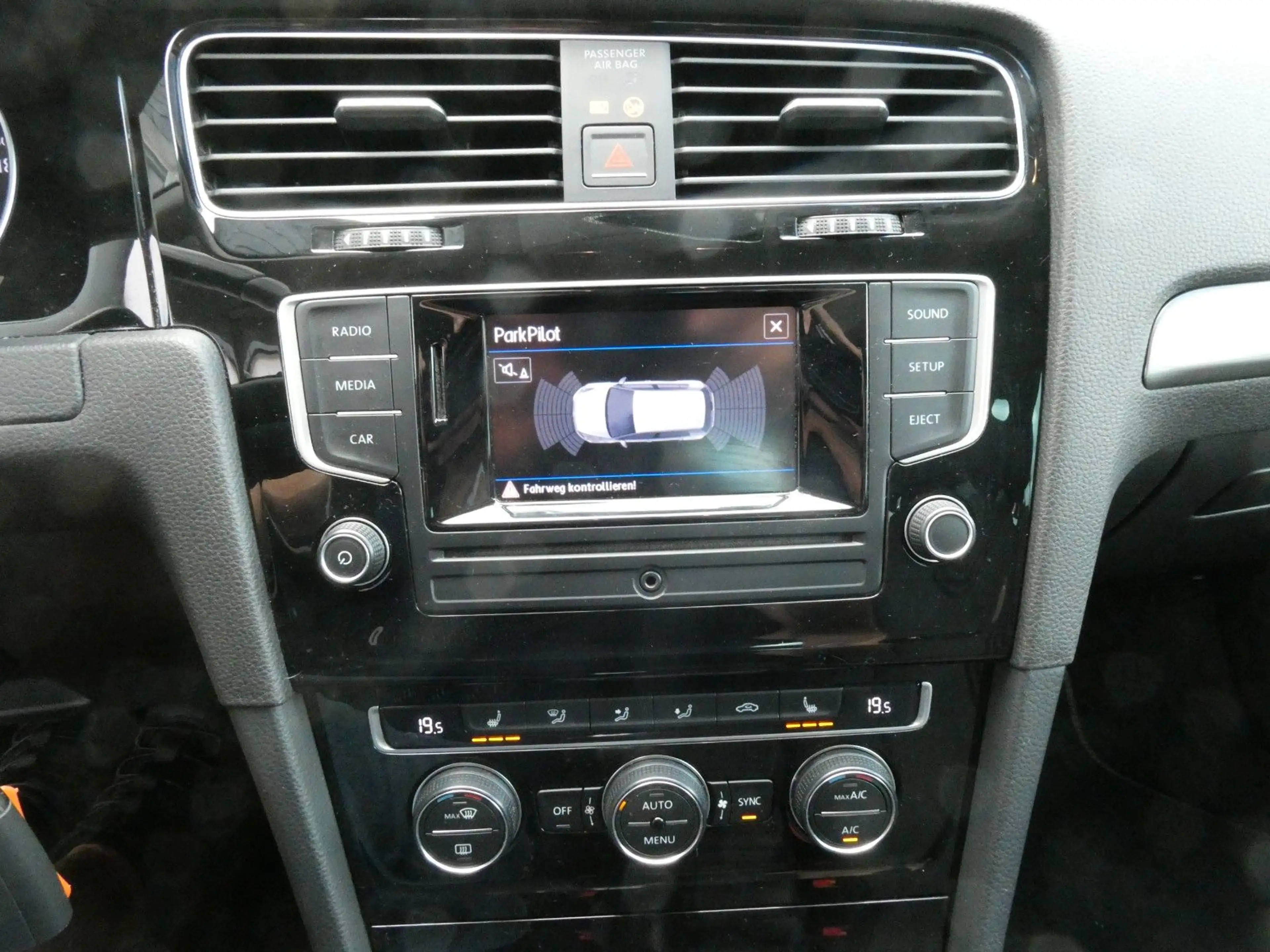 Volkswagen Golf VII Lim. Allstar #GEPFL.#SHZ#2XPDC#TEMPOM.# — photo 20