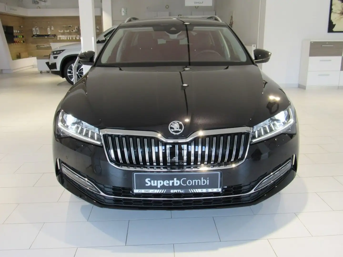 Skoda Superb Combi Style 2,0 TDI 110 kW 7 Gang ABS ESP Noir - 2