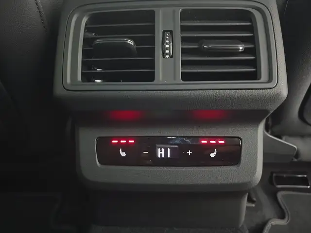Audi Q5 view 15