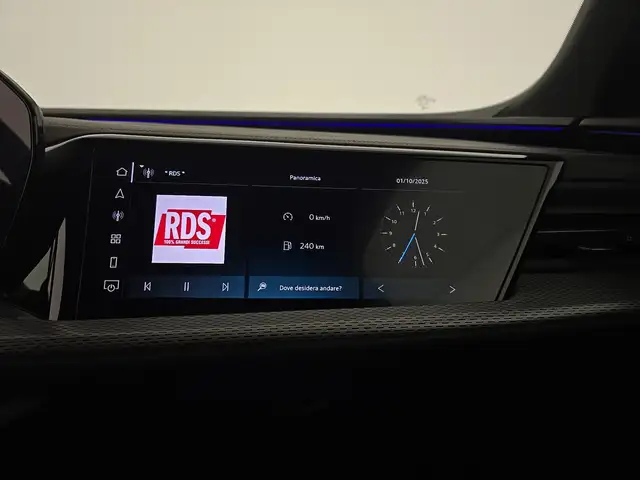 Audi Q5 view 13
