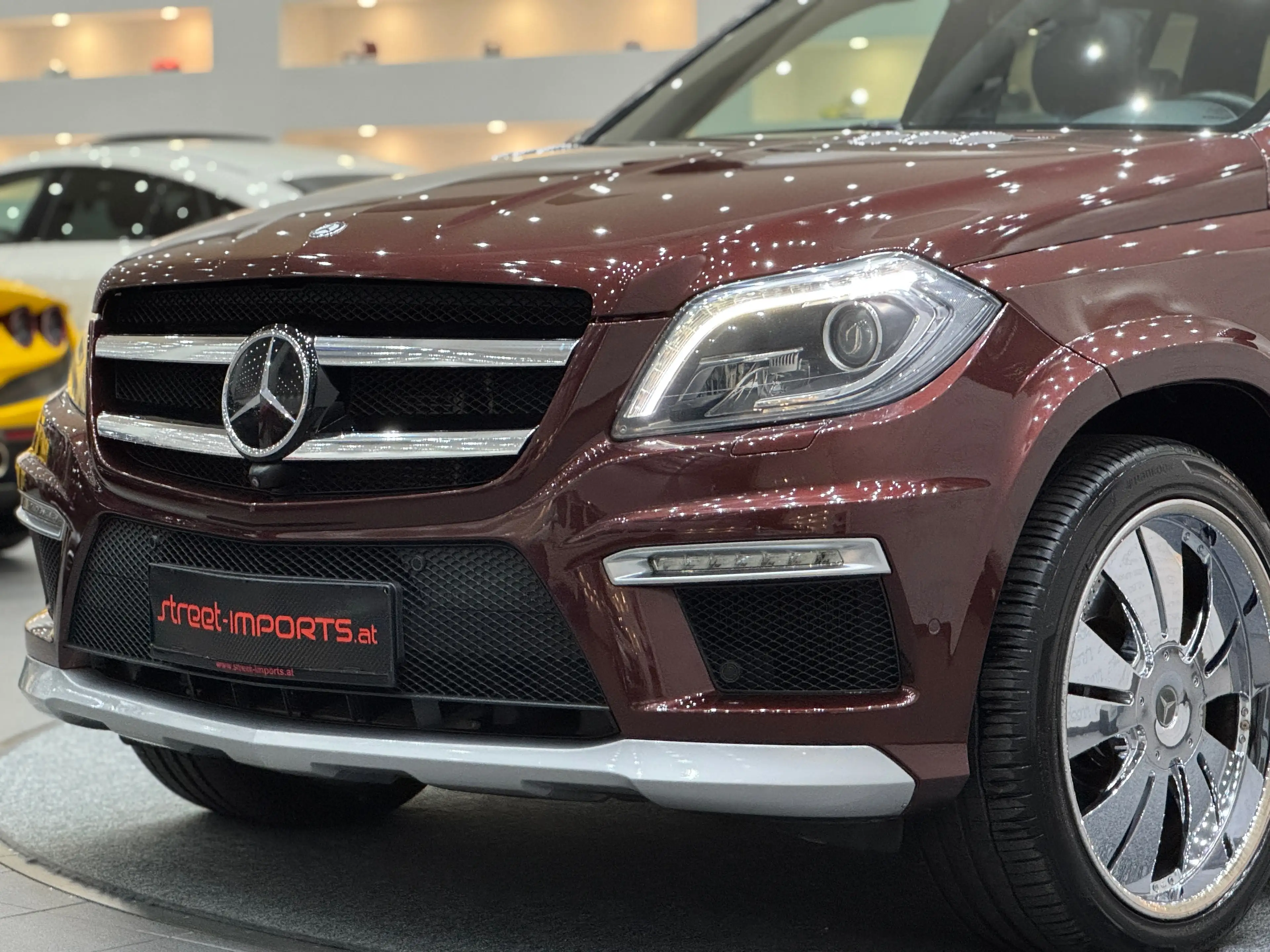 Mercedes-Benz GL 63 AMG GL 63 AMG 4Matic *Sonderlackierung* — photo 7