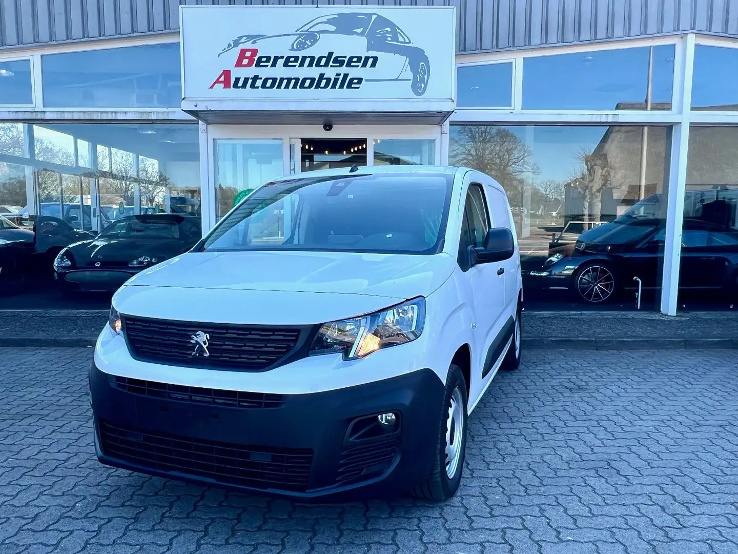 Peugeot Partner PARTNER PREMIUM  L1/AUTOMATIK/TEMPO/TÜV+SERVICE Weiß - 1