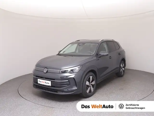 Volkswagen Tiguan main image