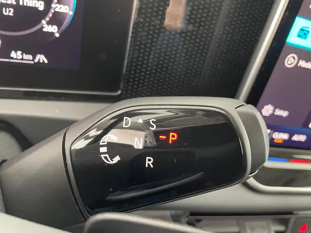 Volkswagen Tiguan view 15