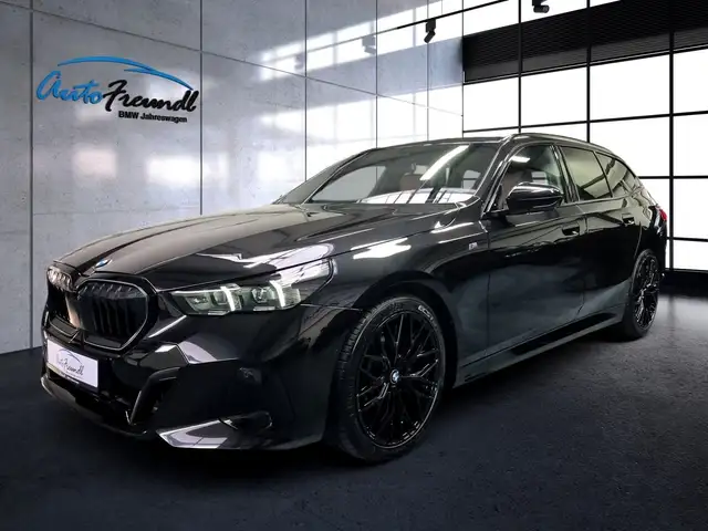 Bmw 520 d xDrive M Sport *20 Zoll*Pano*AHK*Iconic*