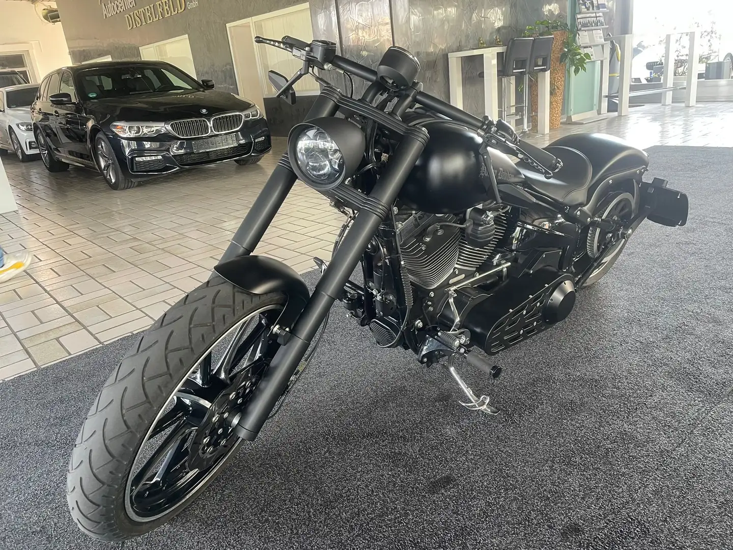 Harley-Davidson Custom Bike FXSB 103 breakout Fekete - 2