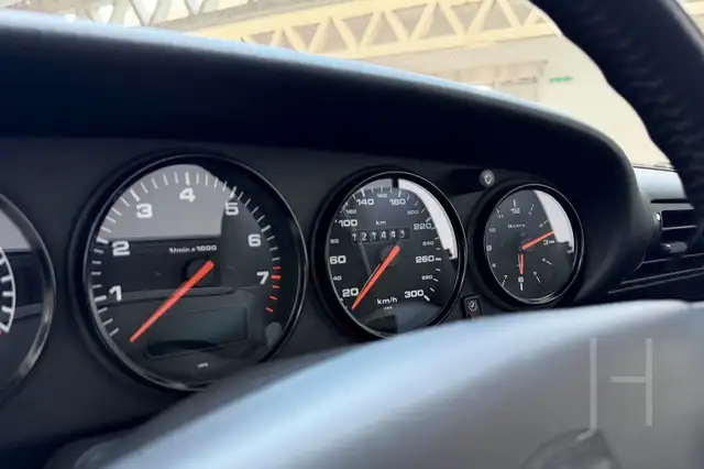 Porsche 993 911 Cabrio Ansicht 12