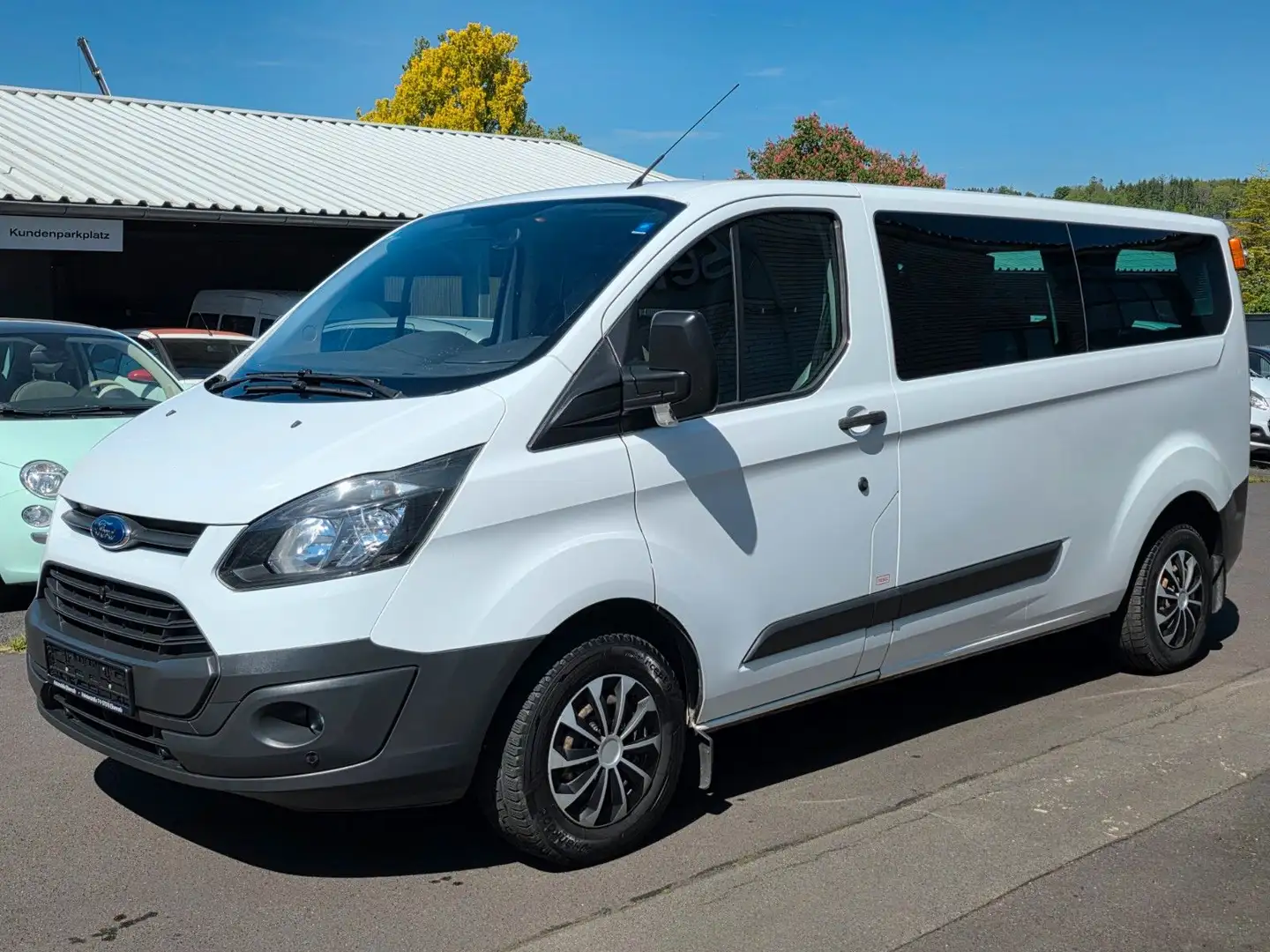Ford Transit Custom 9.Sitzer H1+L2 Klima PDC 1.Hand Blanc - 1