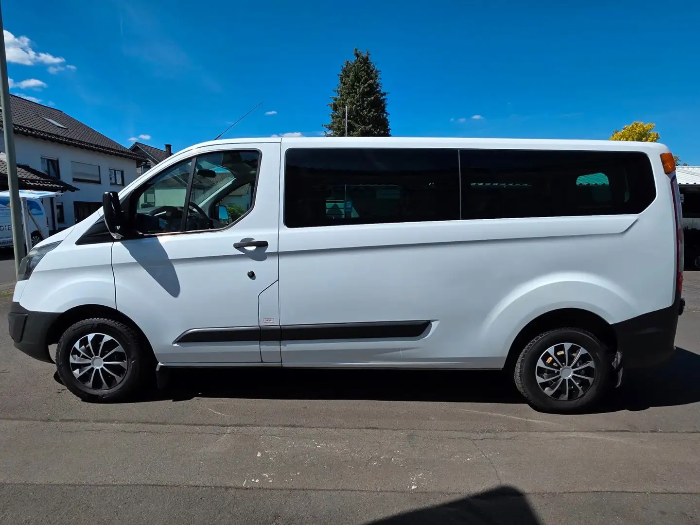 Ford Transit Custom 9.Sitzer H1+L2 Klima PDC 1.Hand Blanc - 2