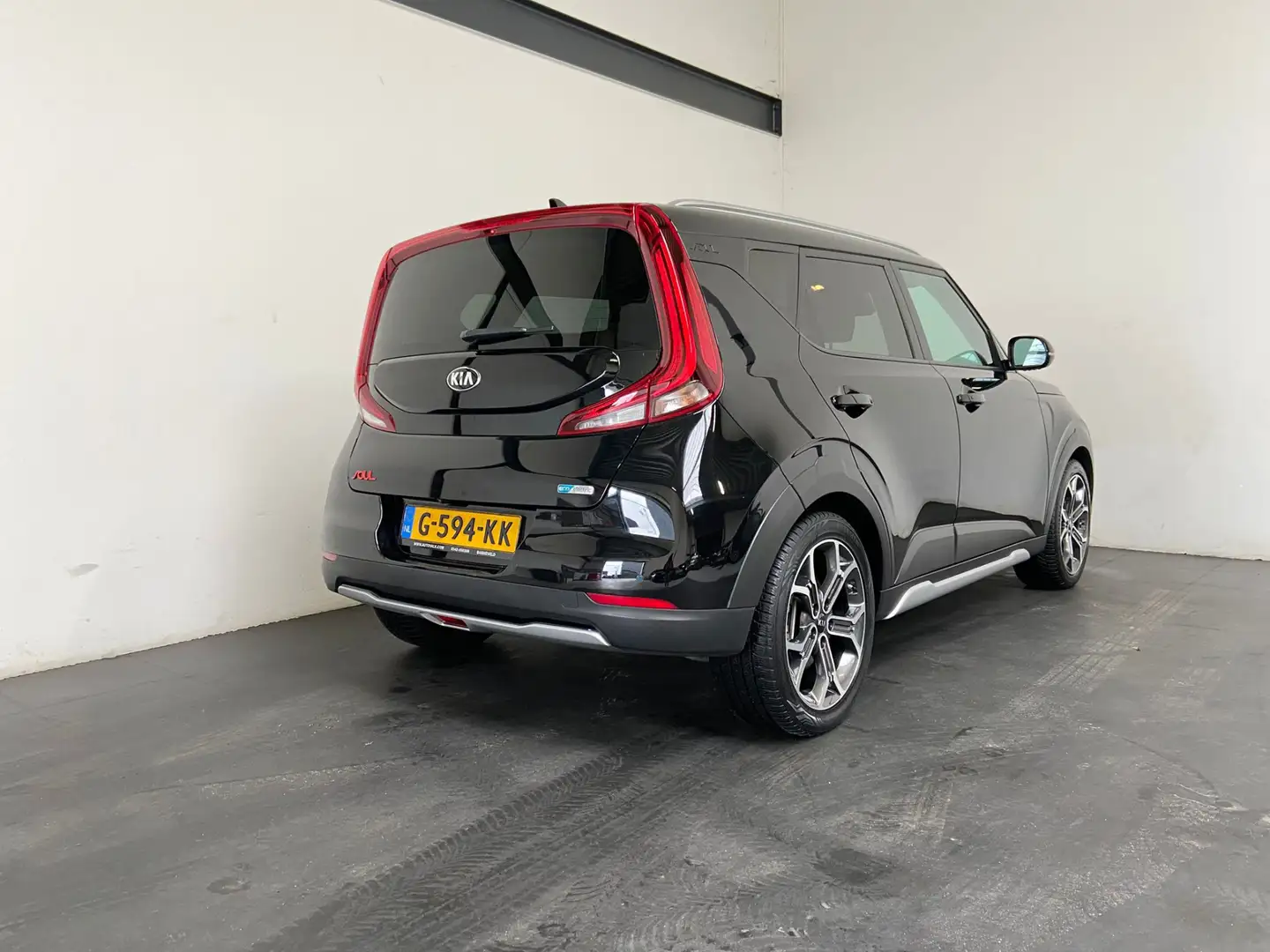 Kia Soul e-Soul ExecutiveLine 64 kWh Schwarz - 2