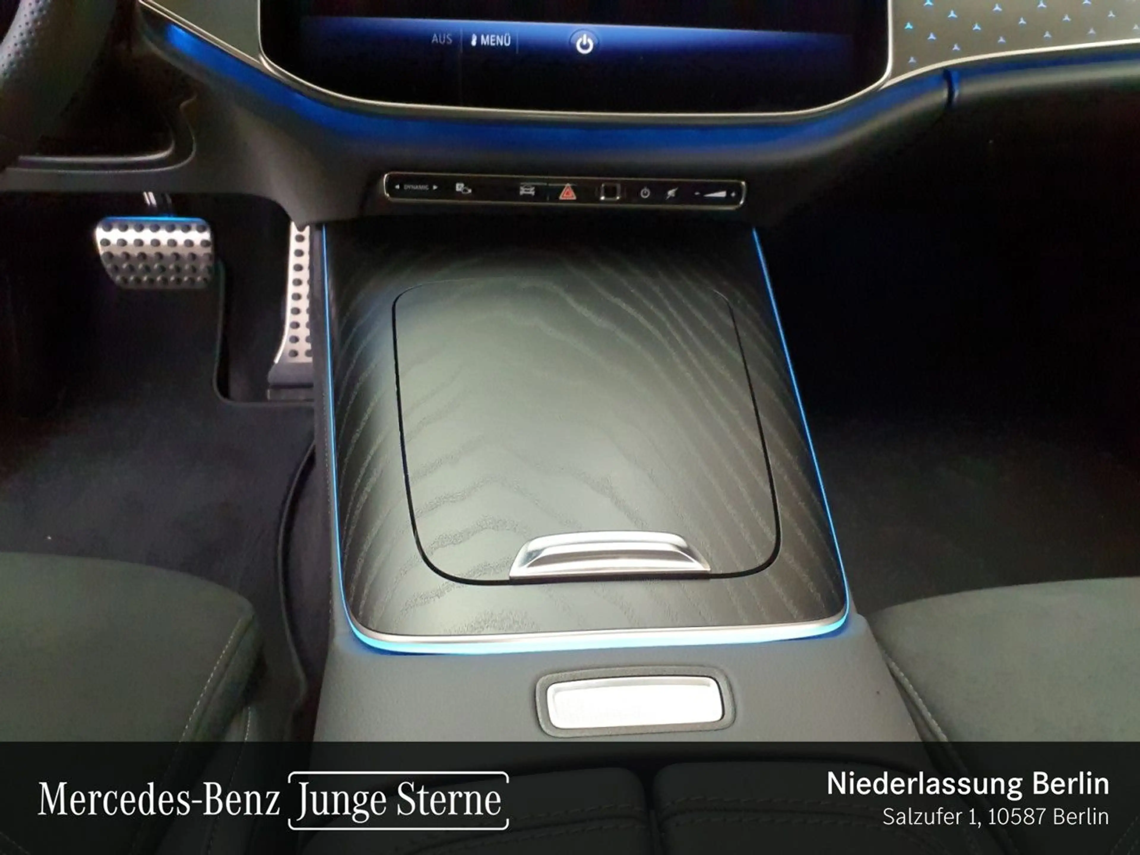 Mercedes-Benz E 450 d 4M AMG Fahrass WideScreen 360° Pano Distr. — photo 14