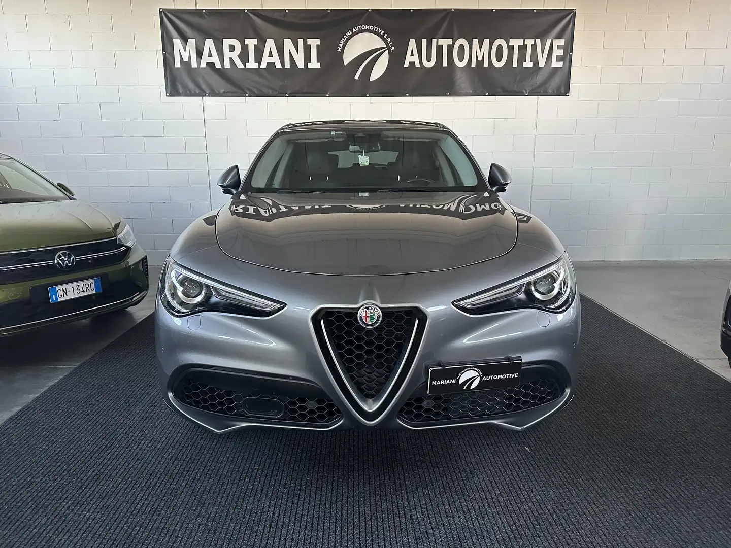 Alfa Romeo Stelvio 2.0 t Executive Q4 280cv auto Grigio - 1