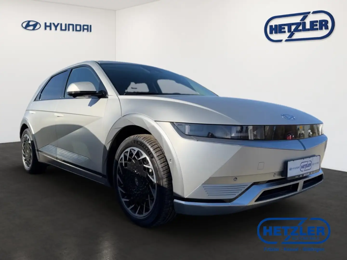 Hyundai IONIQ 5 77 Elektro 77,4kWh 2WD Uniq Assistenz+Relax+20er F Oro - 2