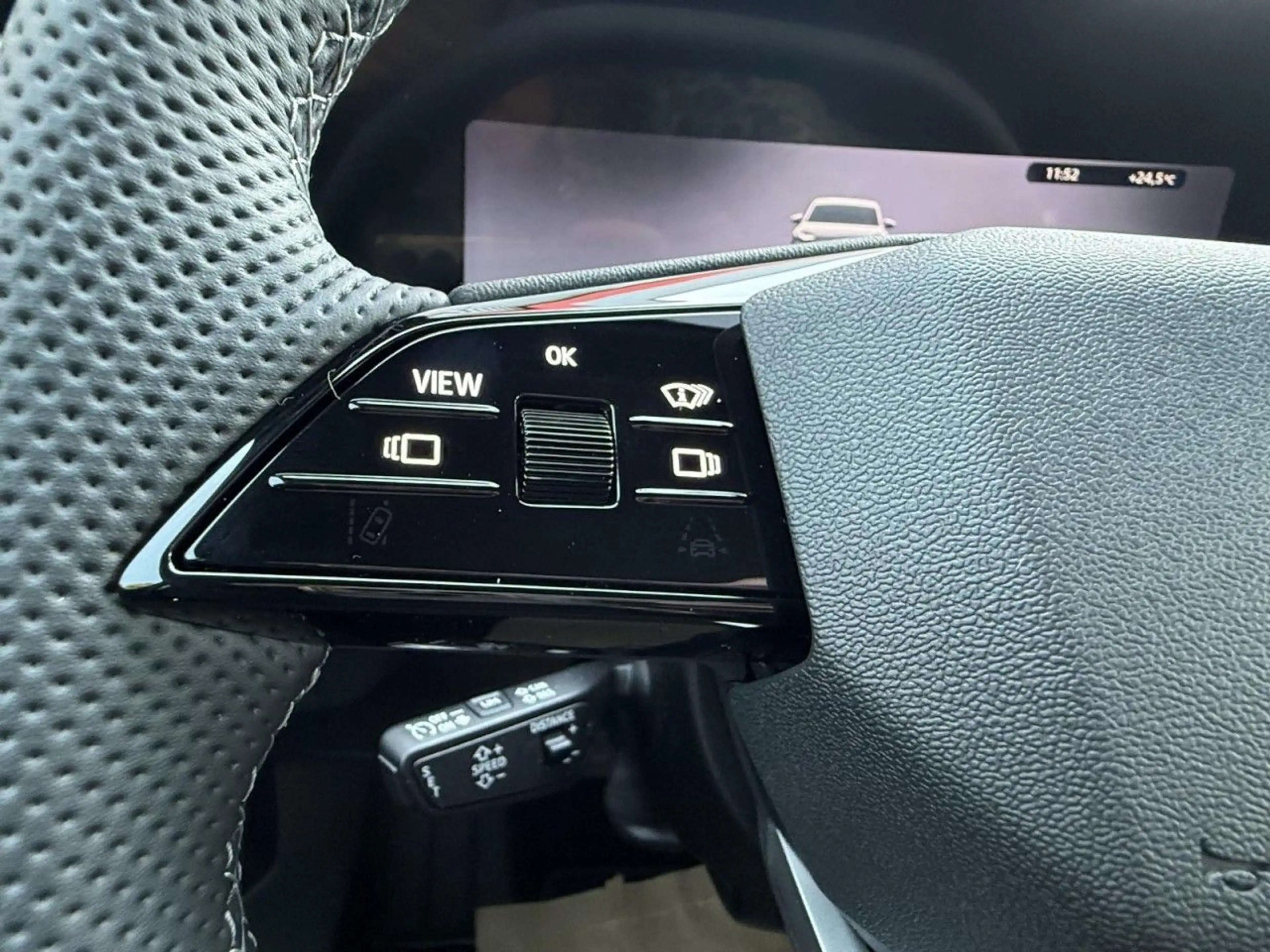 Audi Q4 e-tron S line quattro WÄRME, DACH — photo 15
