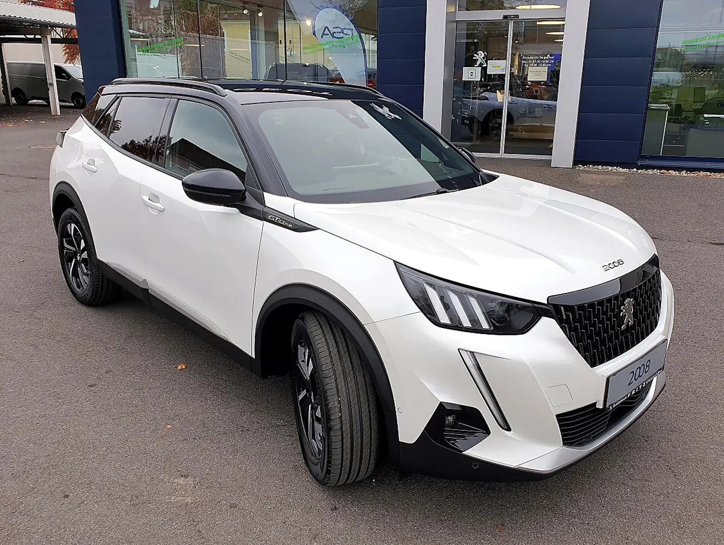 Peugeot 2008 PureTech 130 S&S GT EAT8 "inkl. Aluwinterräder" Weiß - 1