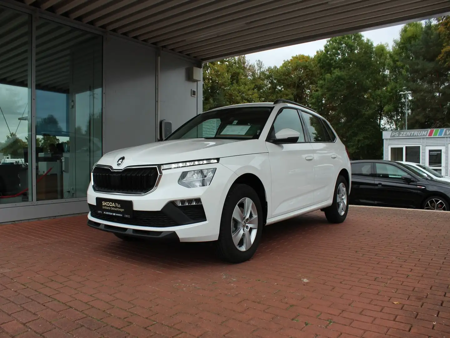 Skoda Kamiq 1.0 TSI Essence Weiß - 2