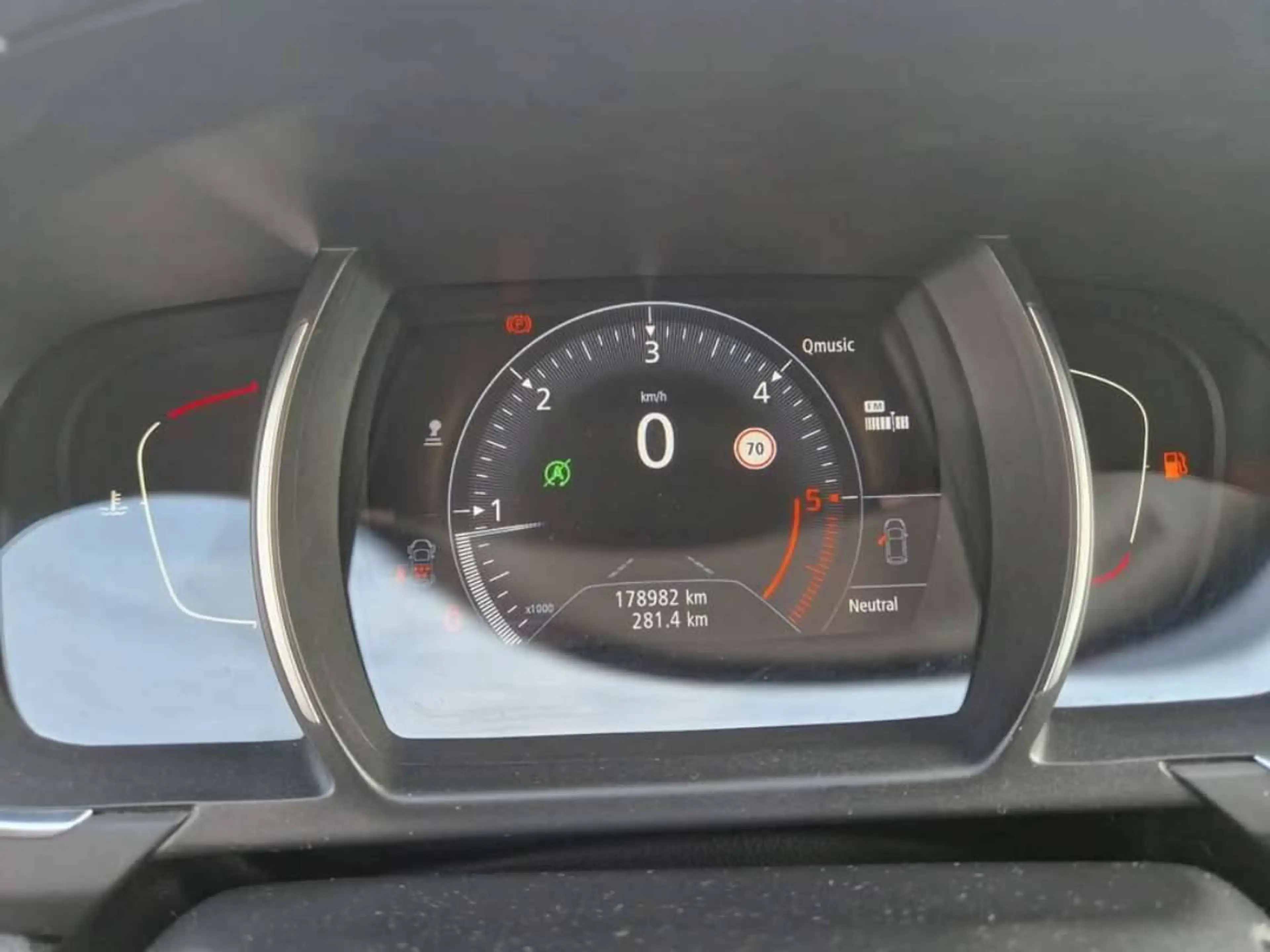 Renault Scenic Bose Edition Energy dCi 110 — photo 13