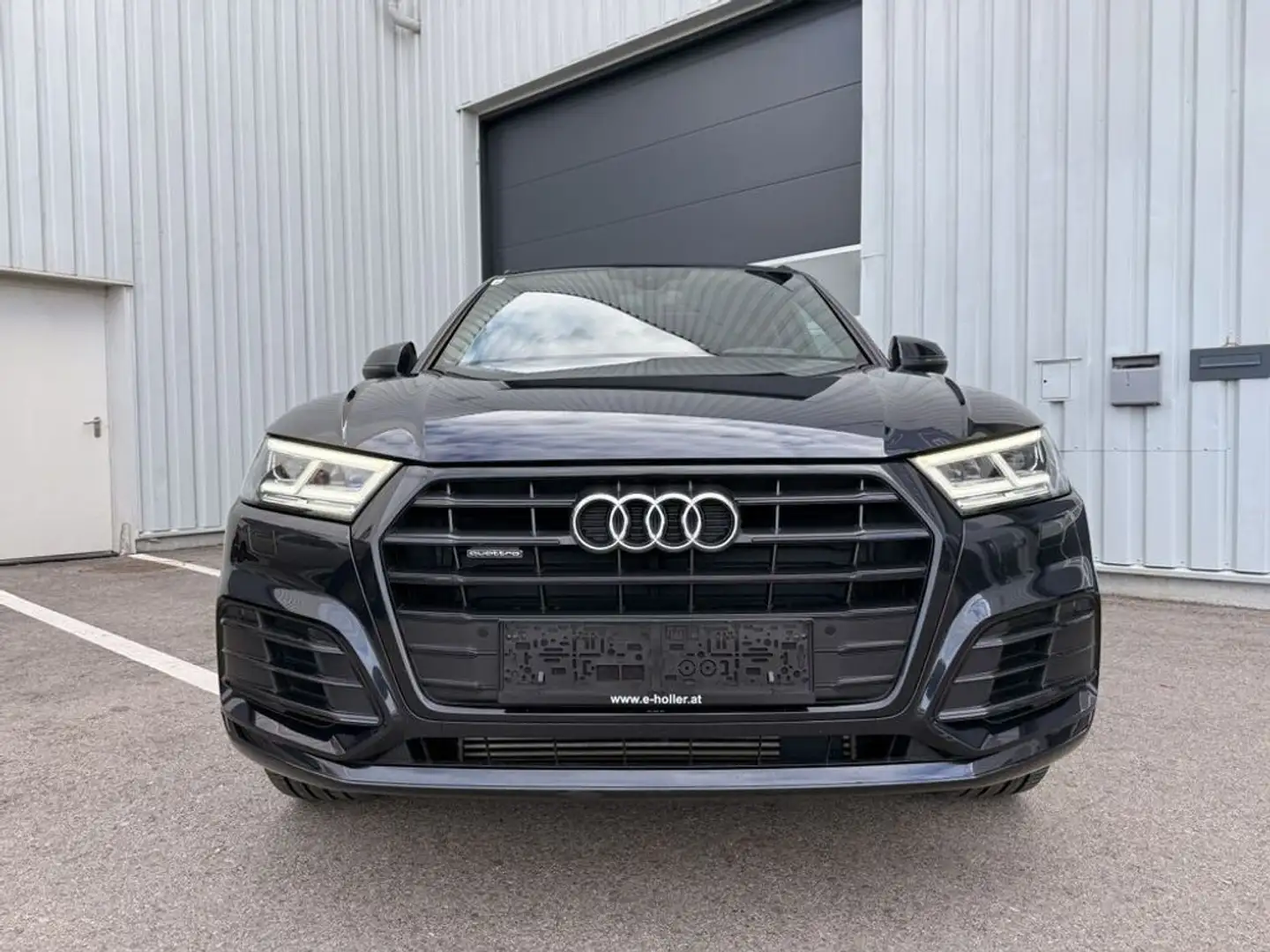 Audi Q5 45 TFSI quattro sport S-Line Blau - 2