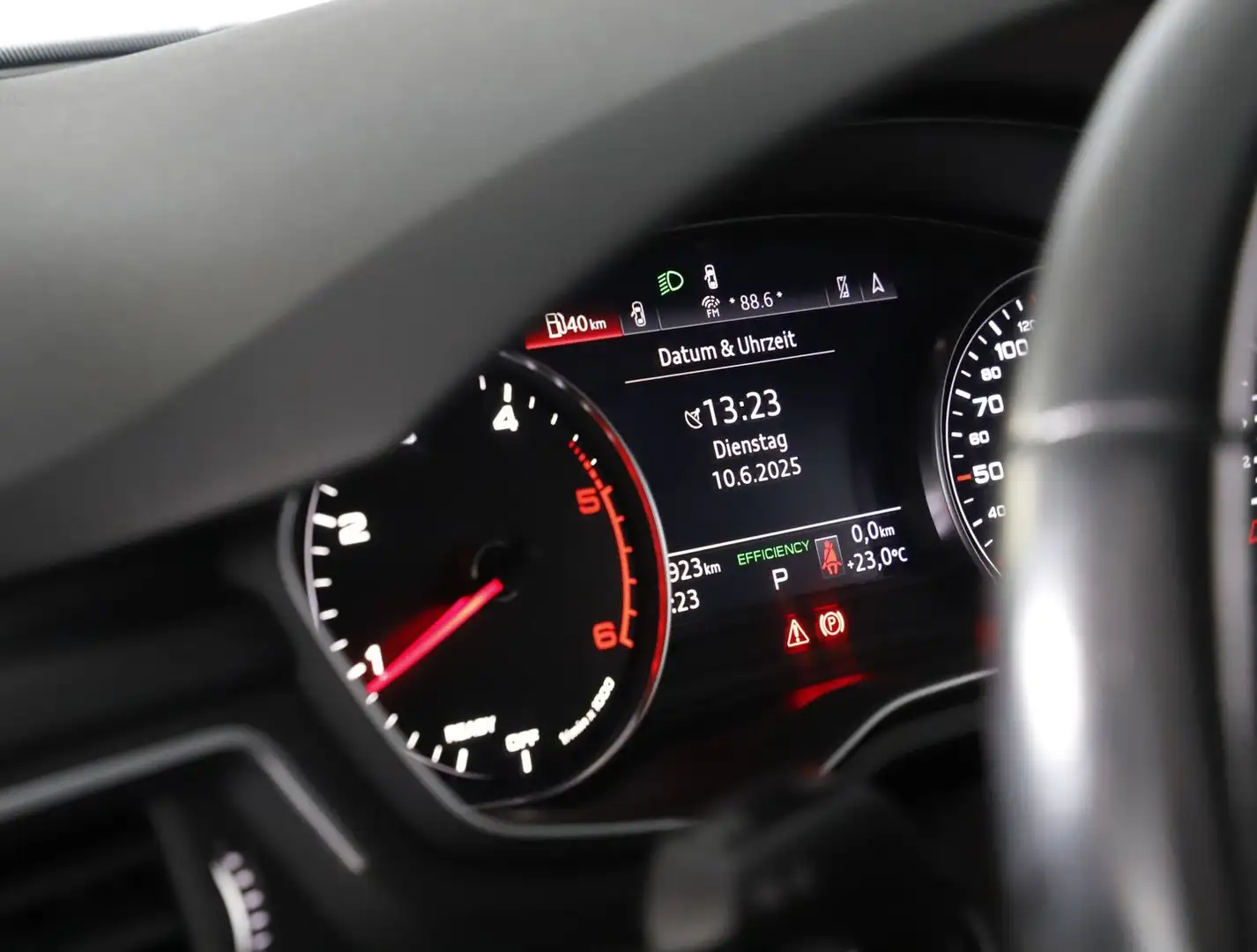 Audi A4 Limousine 40 TDI  quattro Nero - 2