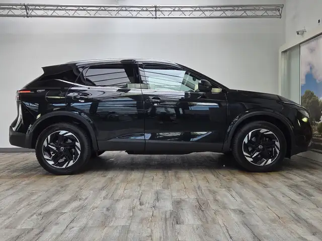 Nissan Qashqai view 4