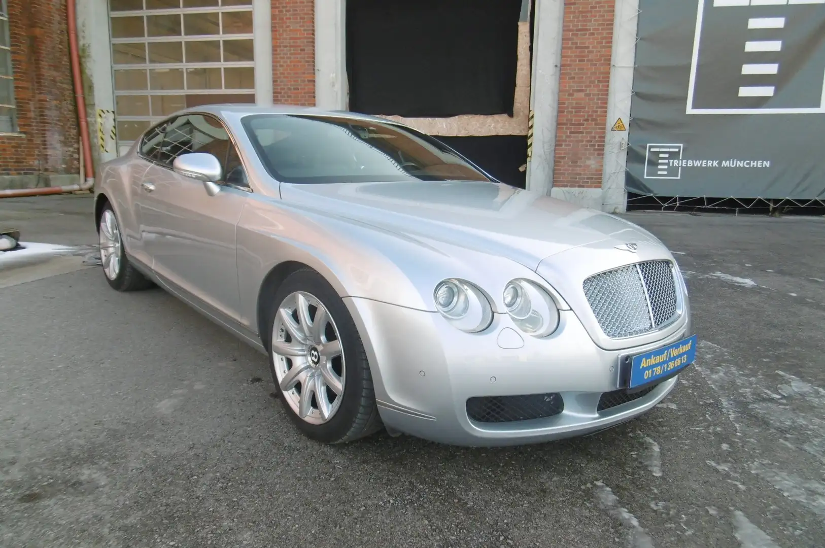 Bentley Continental GT - 560 PS! Top-Zustand Silver - 2