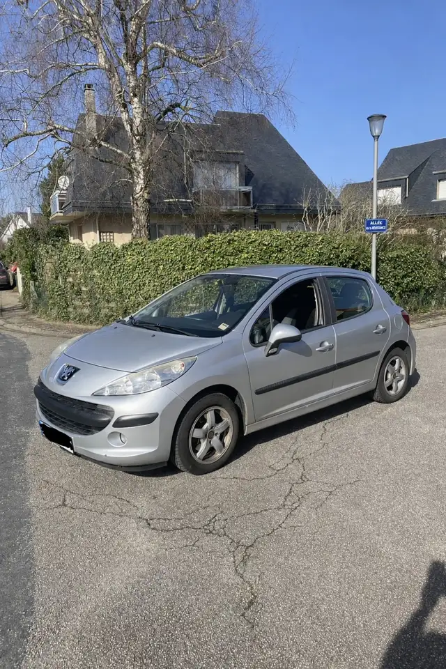 Peugeot 207 1.4 VTi 16V 95ch Premium