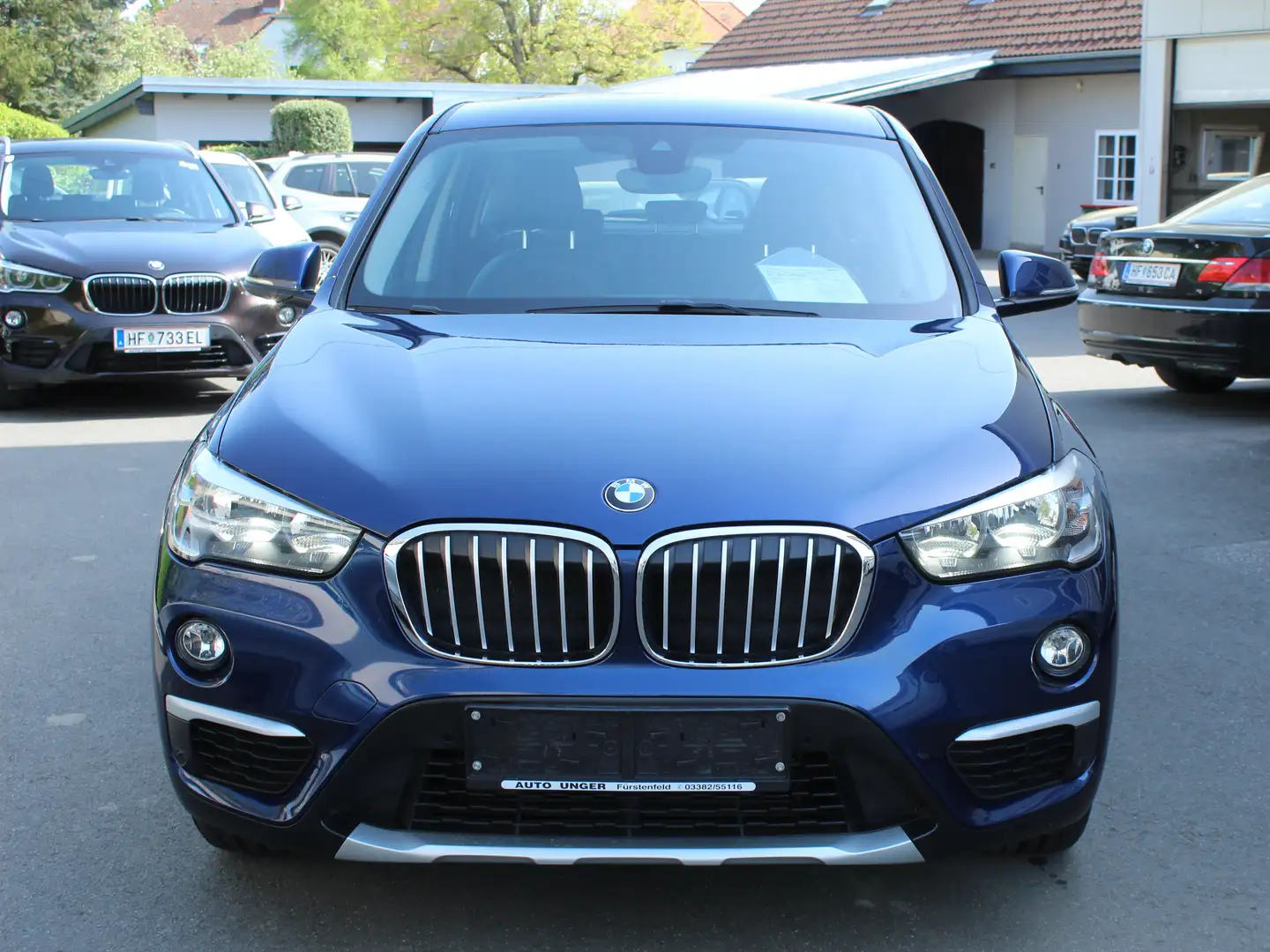 BMW X1 xDrive 18 d xLine AUT 1 Besitz! Blau - 2