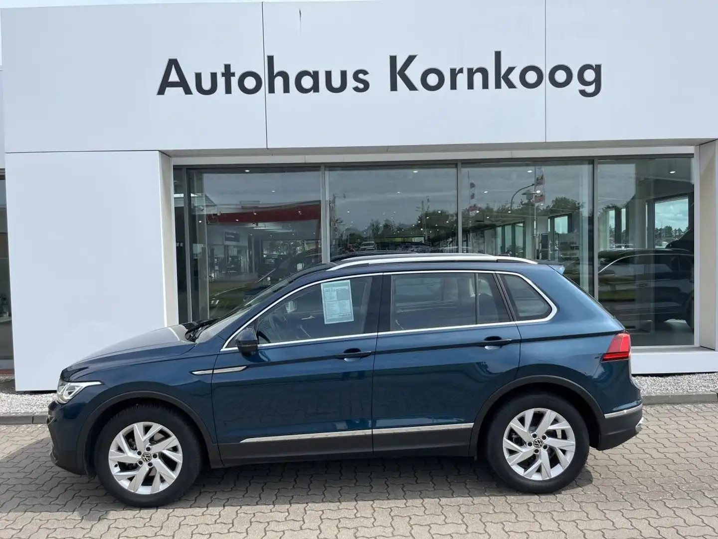 Volkswagen Tiguan 1.5 TSI OPF Elegance Bluetooth Navi LED Blau - 1