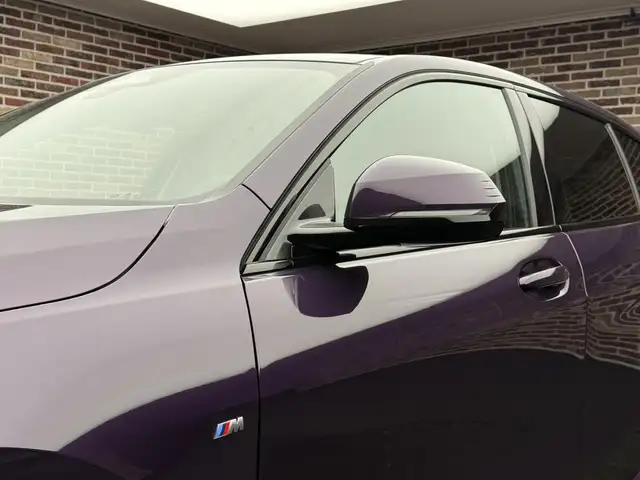 BMW 1 Series view 19