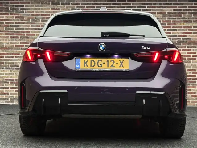 BMW 1 Series view 7