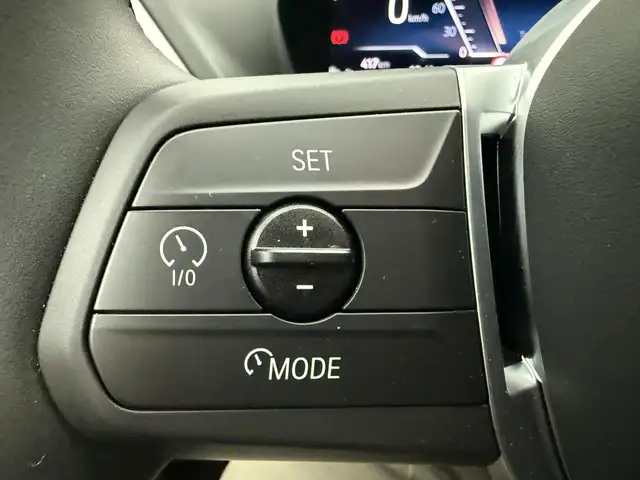 BMW 1 Series view 13