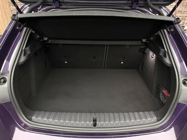BMW 1 Series view 22