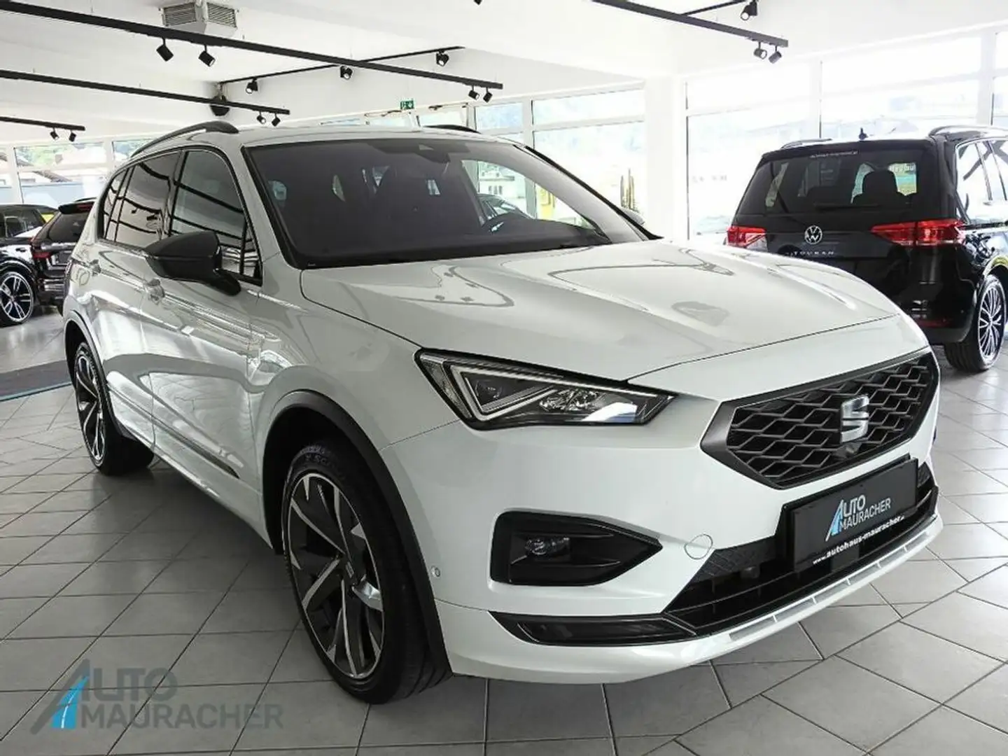 SEAT Tarraco 2,0 TDI FR 4Drive DSG*AHK*PANO*BEATS*360° Weiß - 2