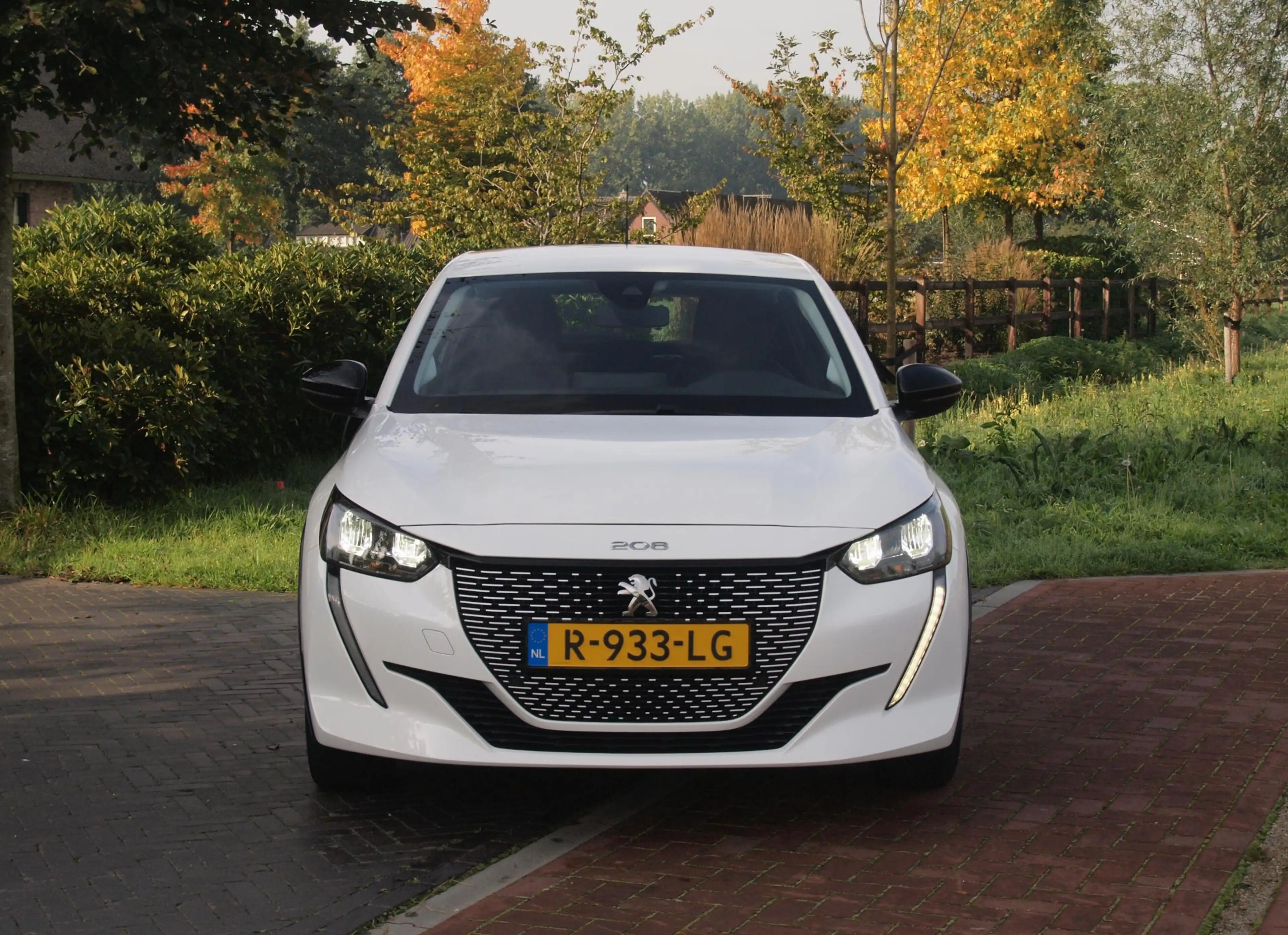 Peugeot e-208 EV 50 kWh | SOH 92% | Apple Carplay | Parkeersenso — photo 5