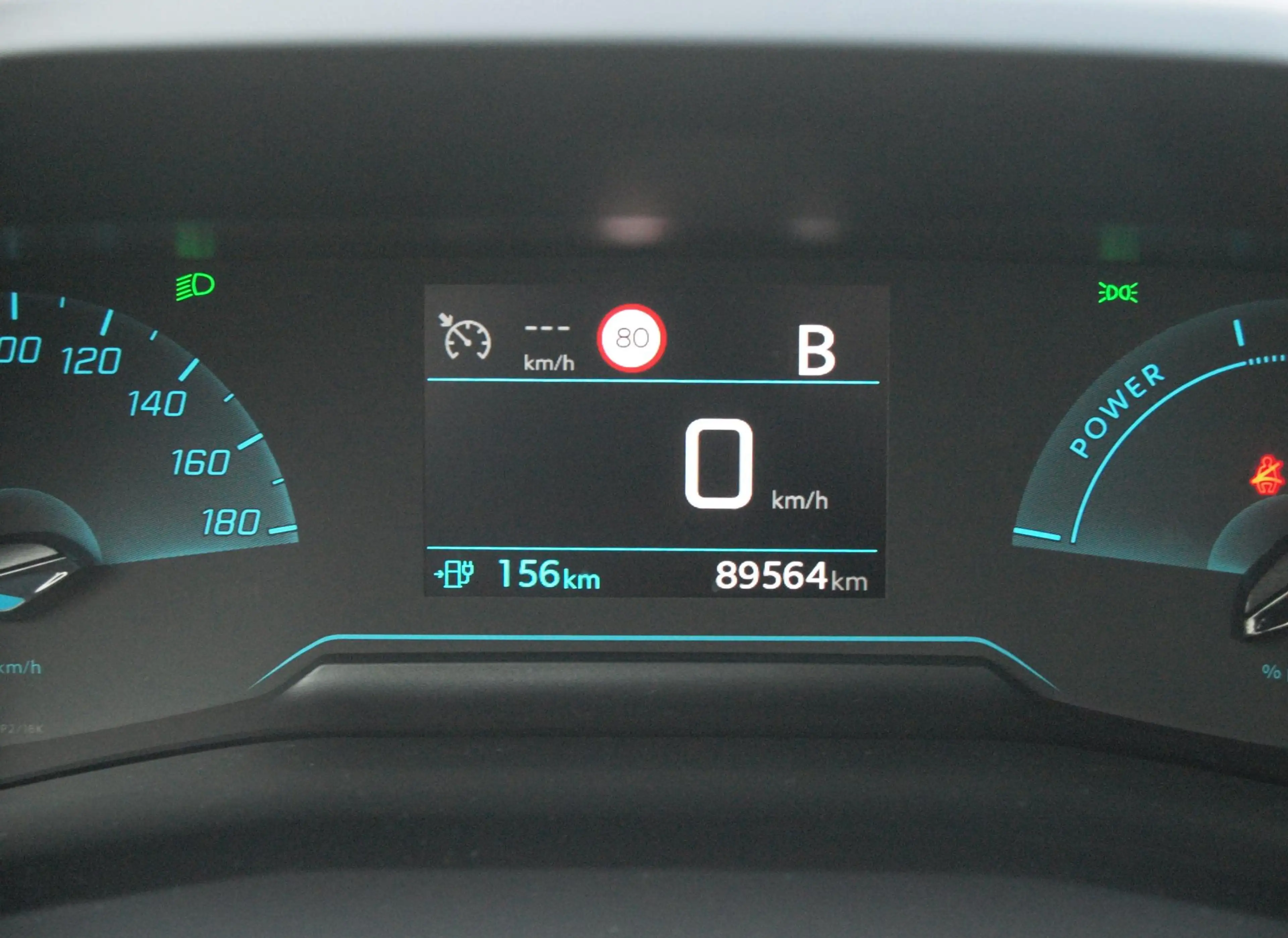 Peugeot e-208 EV 50 kWh | SOH 92% | Apple Carplay | Parkeersenso — photo 17