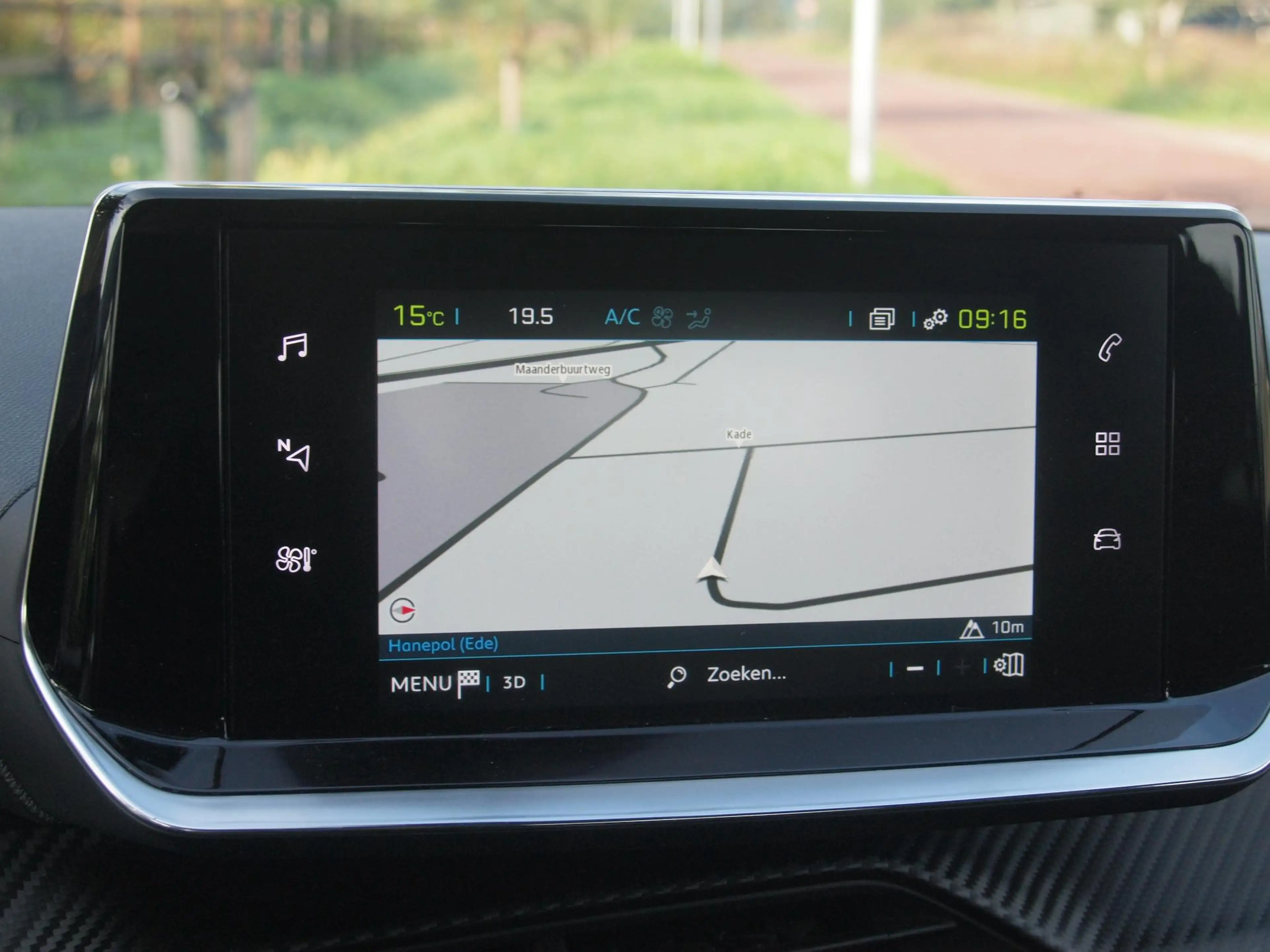 Peugeot e-208 EV 50 kWh | SOH 92% | Apple Carplay | Parkeersenso — photo 19