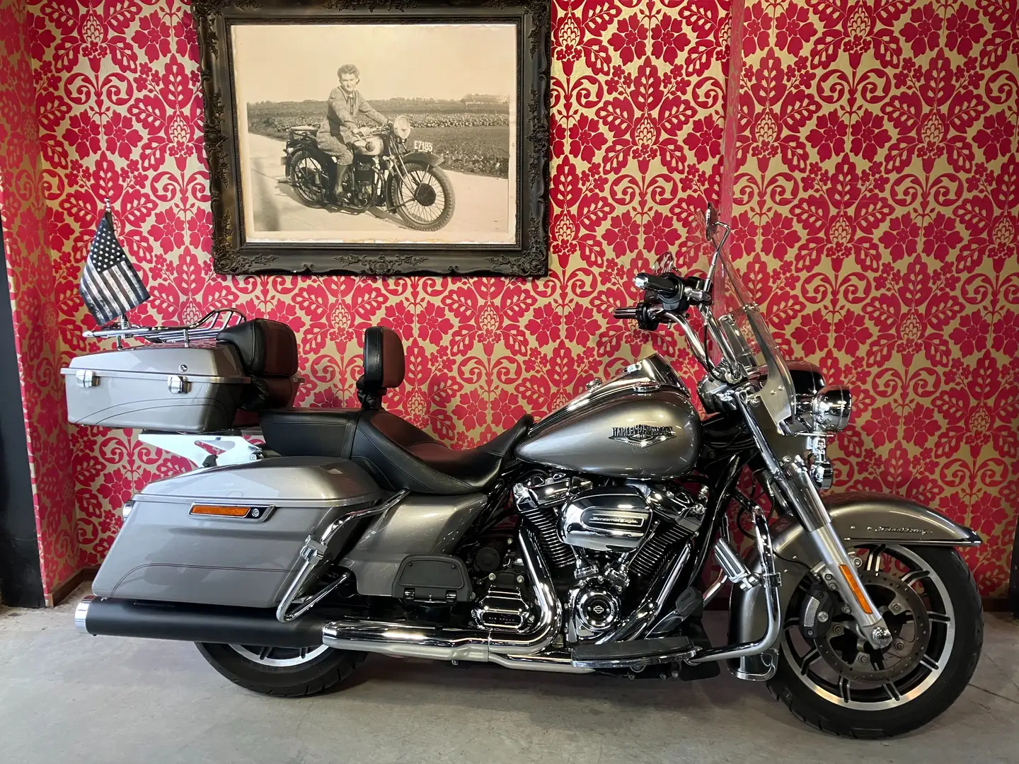 Harley-Davidson Road King 1800 Bronz - 1