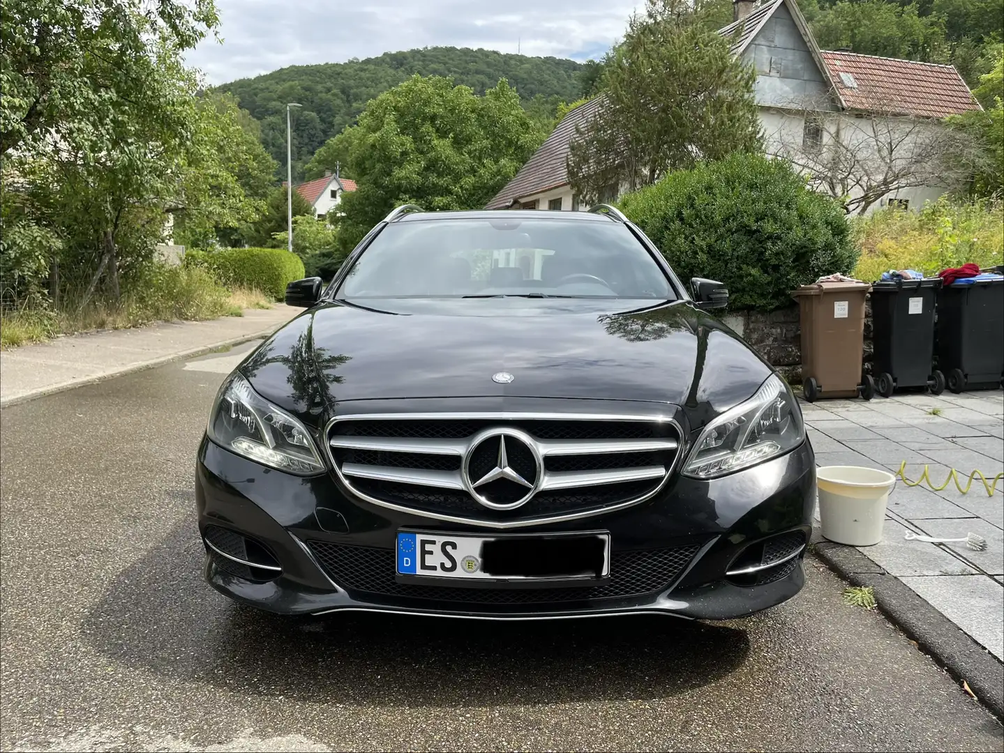Mercedes-Benz E 220 E 220 BlueTec (212.201) Schwarz - 2