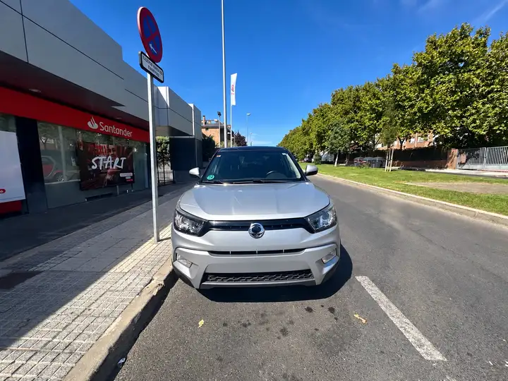 SsangYong Tivoli D16T Premium 4x2 2016, foto 3
