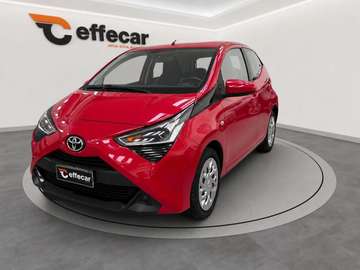 Connect 1.0 VVT-i 72 CV 5 porte x-clusiv