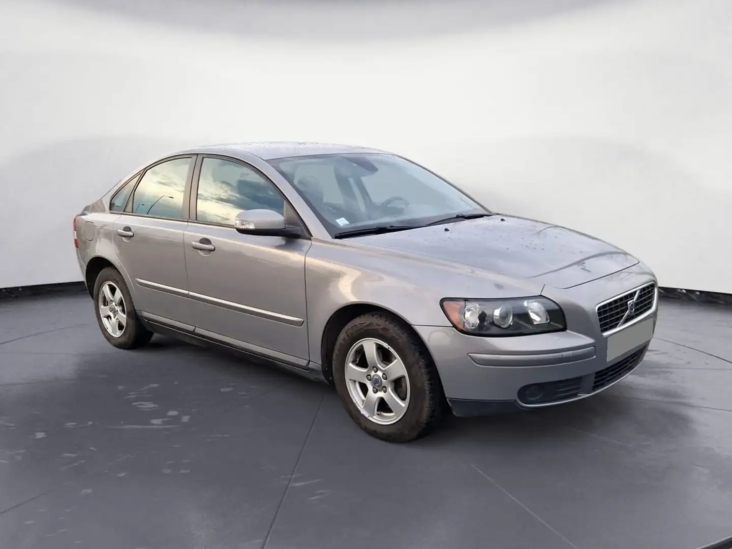 Volvo S40 1.6 110ch momentum historique complet jantes regulateur de vitesse radar recul Gris - 2