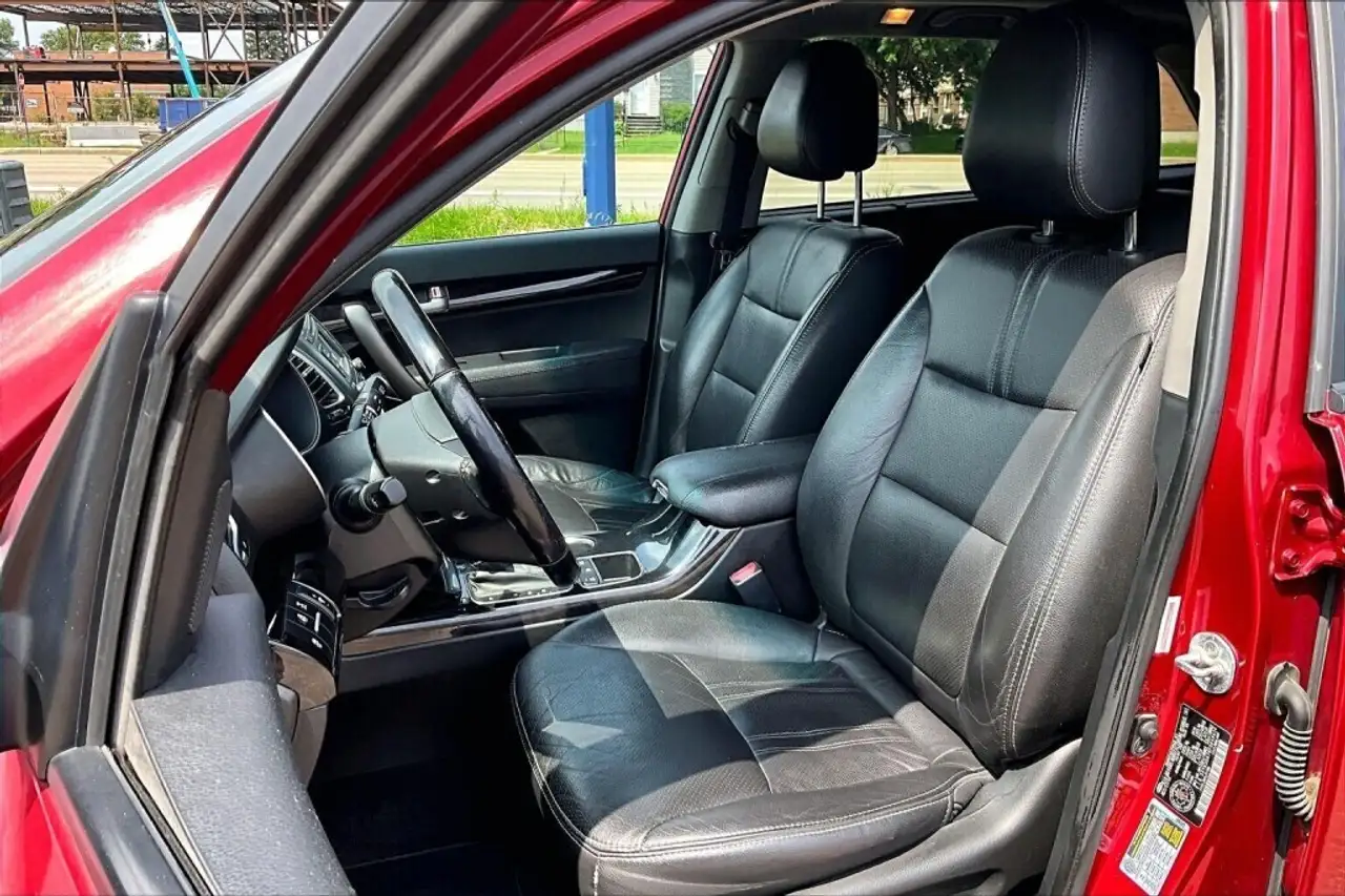 Kia Sorento photo Kia Sorento