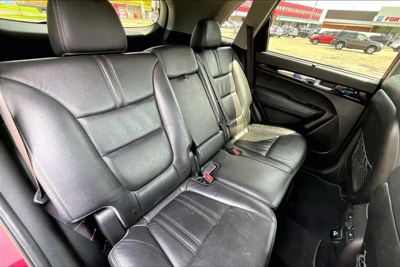 Kia Sorento photo Kia Sorento