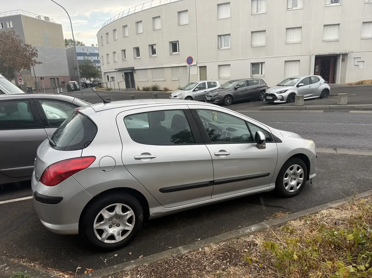 Peugeot 308 308 — photo 3