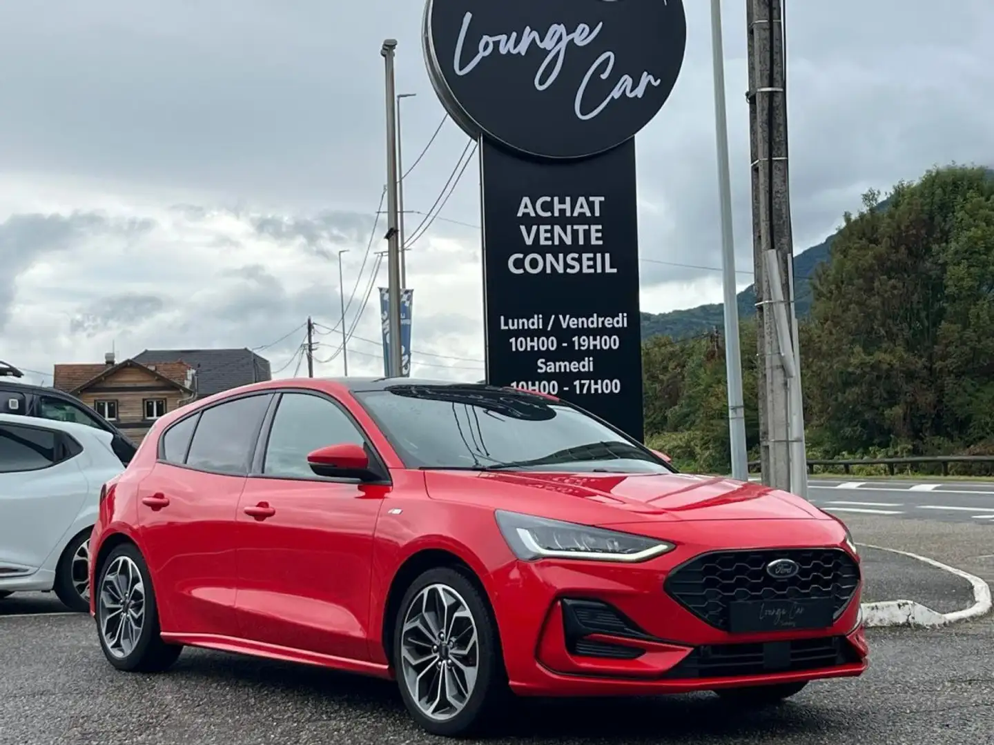 Ford Focus 1l turbo MHEV ST Line X Rouge - 1